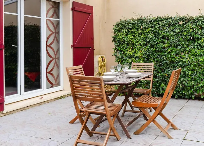 Spacieuse Avec Parking, Jardin, Animaux Admis - Fr-1-409-289 Villa Narbonne