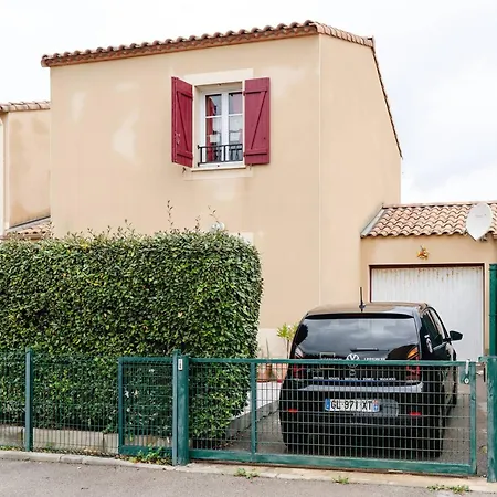 Spacieuse Avec Parking, Jardin, Animaux Admis - Fr-1-409-289 Villa